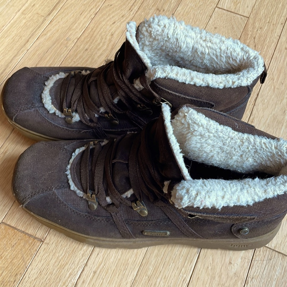 Women’s boots